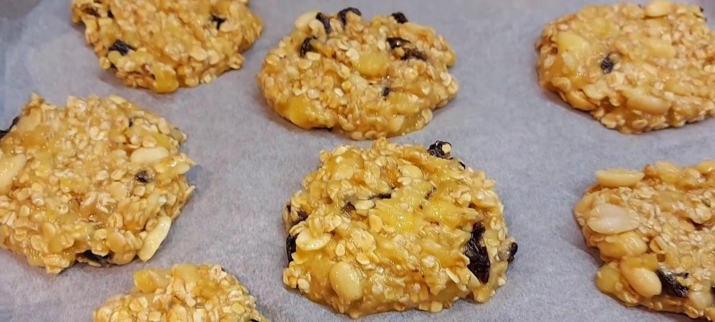 Haferkekse mit Banane ohne Mehl und Öl: ideal für jede Tageszeit