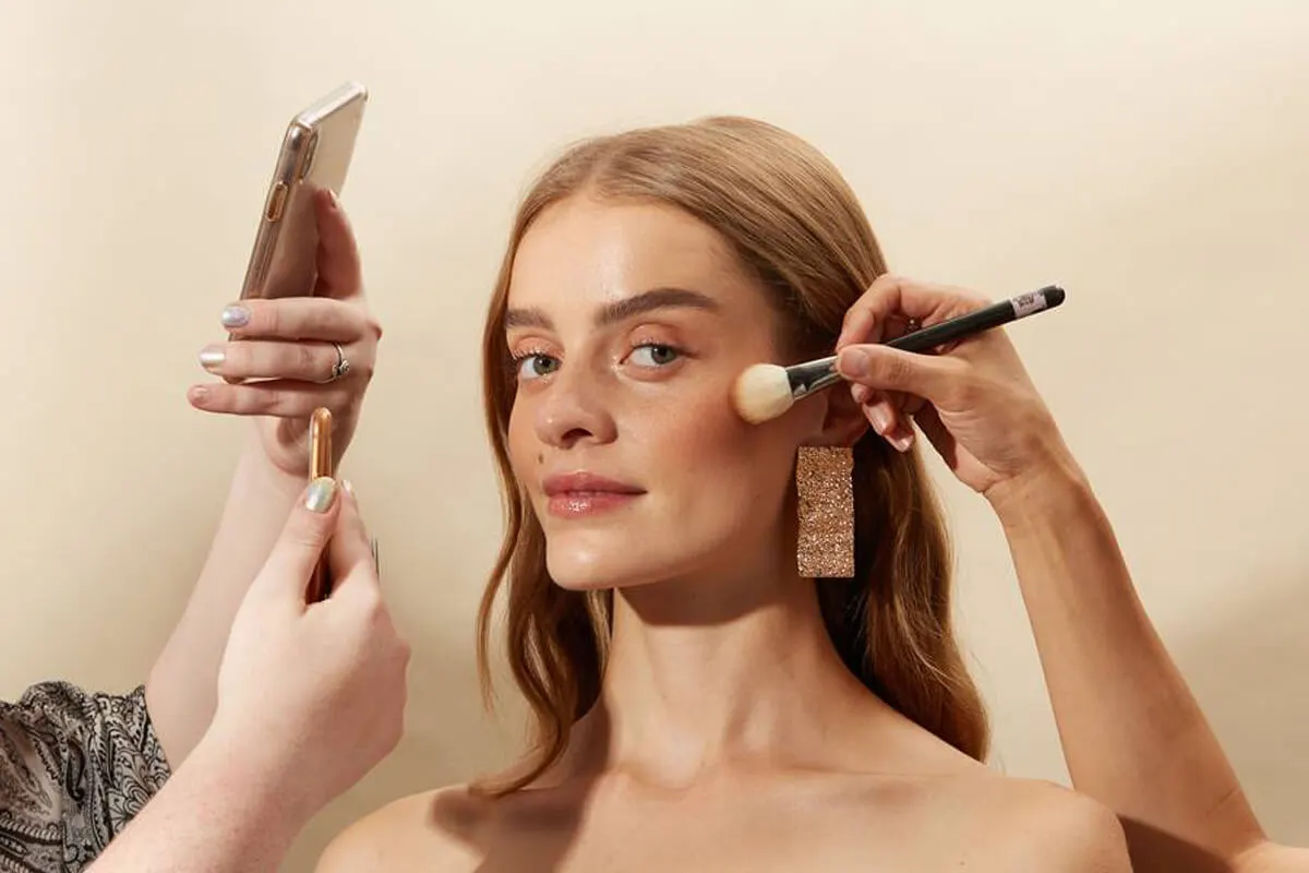 Express-Technik für makelloses Augen-Make-up – Sie benötigen nur 3 Produkte (die Sie höchstwahrscheinlich bereits haben)