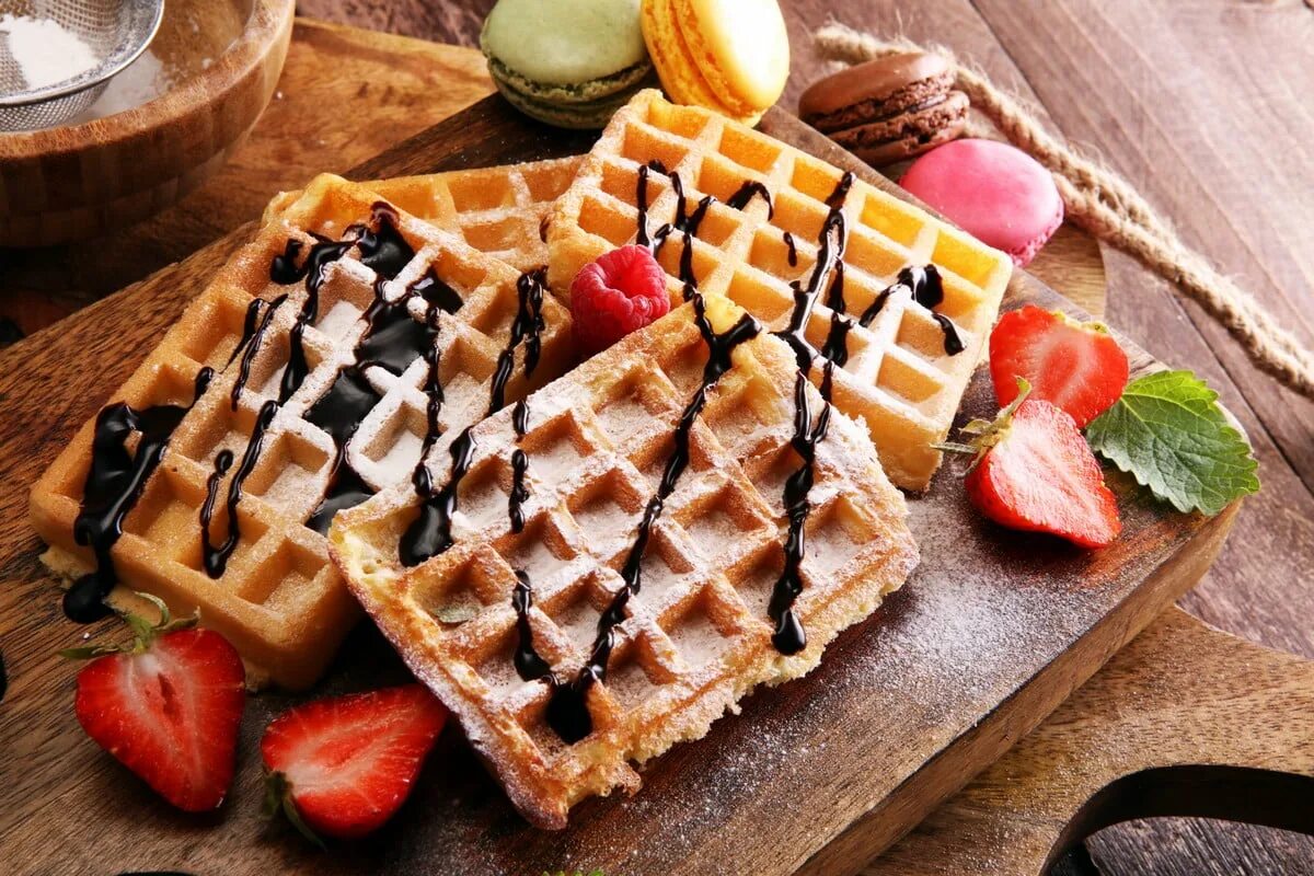 Knusprige Waffeln sind besser als die aus dem Imbiss am Meer. Das Geheimnis liegt in einer Zutat des Teigs
