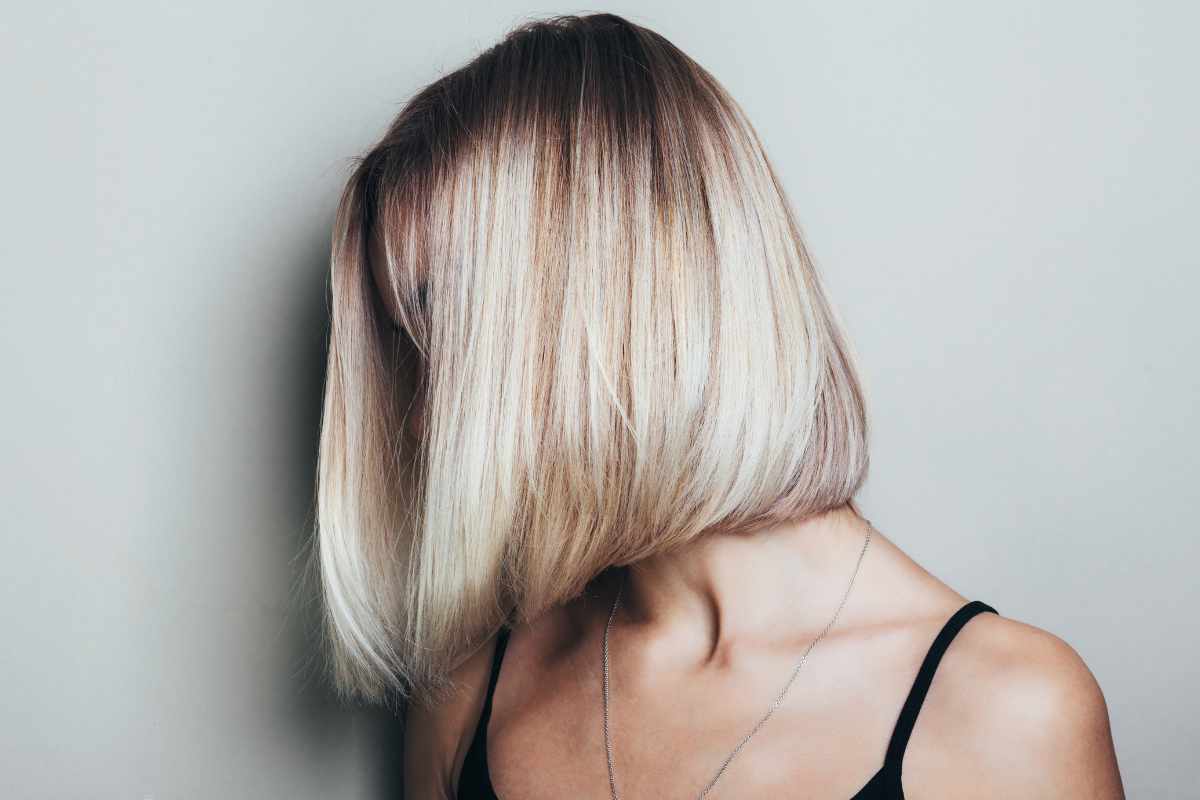 5 einfache und bequeme Frisuren für den Sommer: Sie lassen Sie jünger aussehen und sind in Friseursalons sehr beliebt